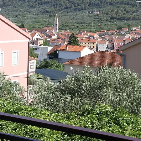 Mi Stari Grad (Hvar)