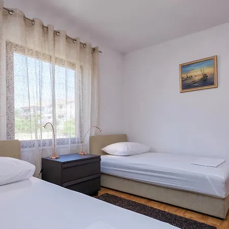 Apartment Mi