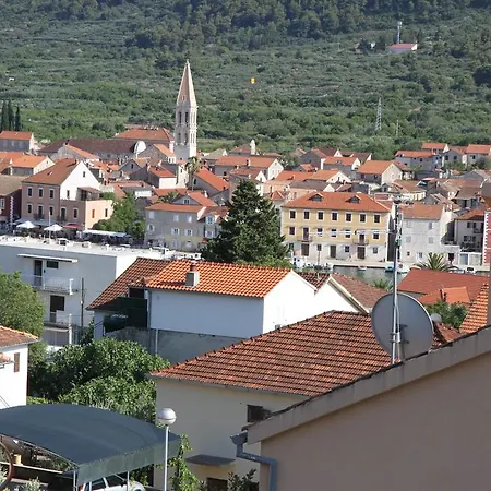 Mi Stari Grad (Hvar)