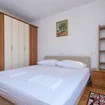 Mi