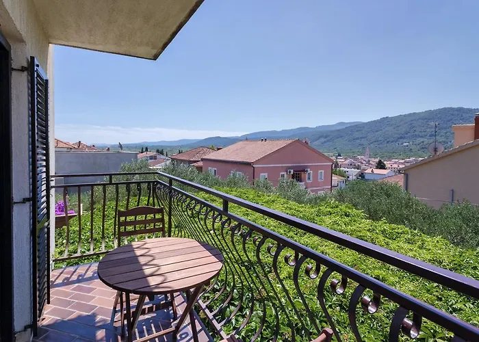 Apartman Mi *