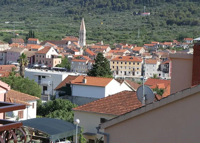 Mi Stari Grad (Hvar)